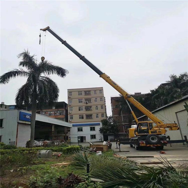 东坡12吨吊车出租一天的收费标准是什么