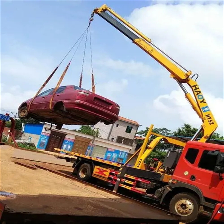 东坡吊车救援小汽车怎么吊