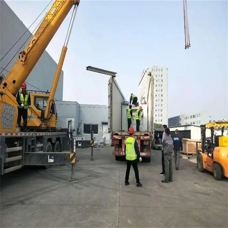 东坡如何找到附近的吊车救援服务