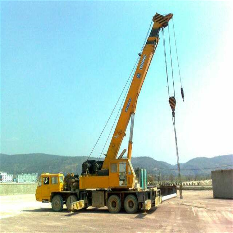 东坡小型吊车出租价格是多少